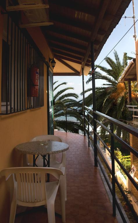 Evgenios Studios Kavos Luaran gambar