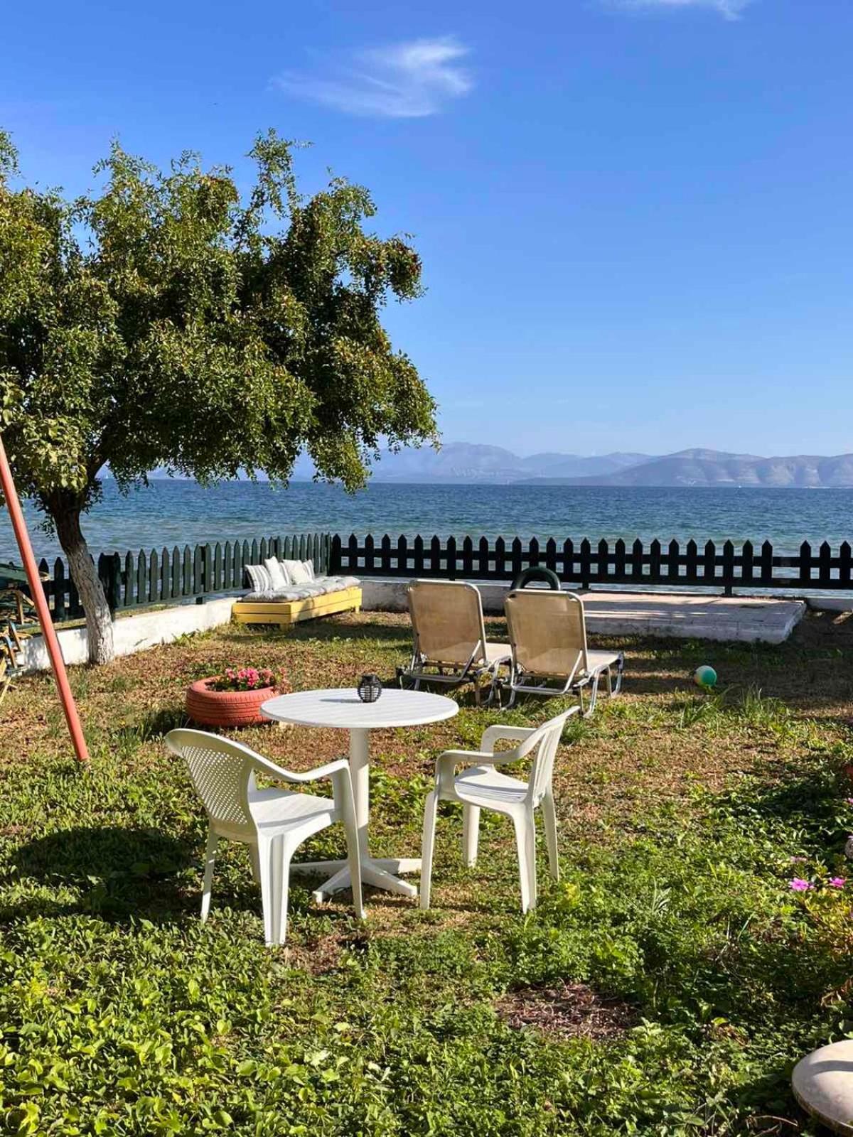 Evgenios Studios Kavos Luaran gambar